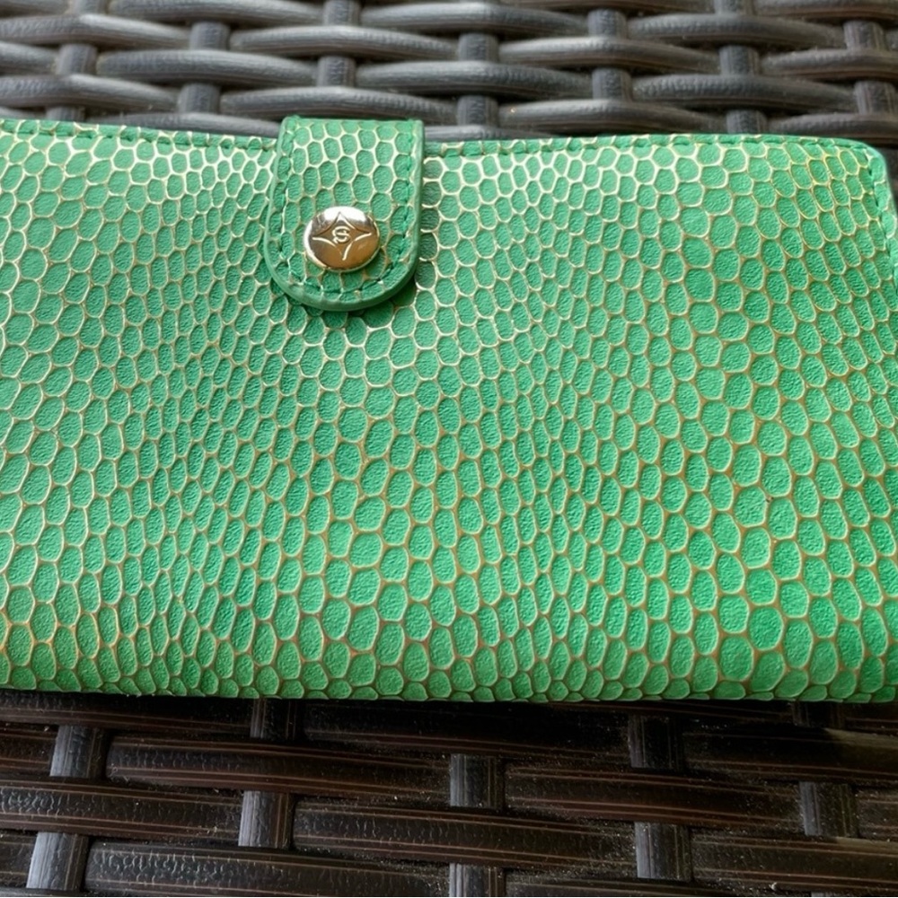 Stephanie Johnson Phone wallet